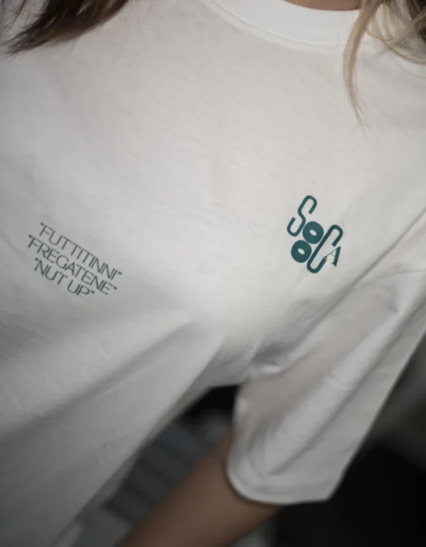 Personalizza la tua t-shirt (modello oversize) - immagine 3